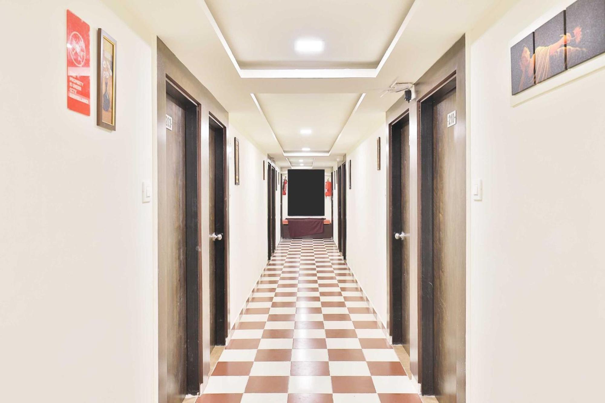 Hotel O Kajri Koba Esterno foto
